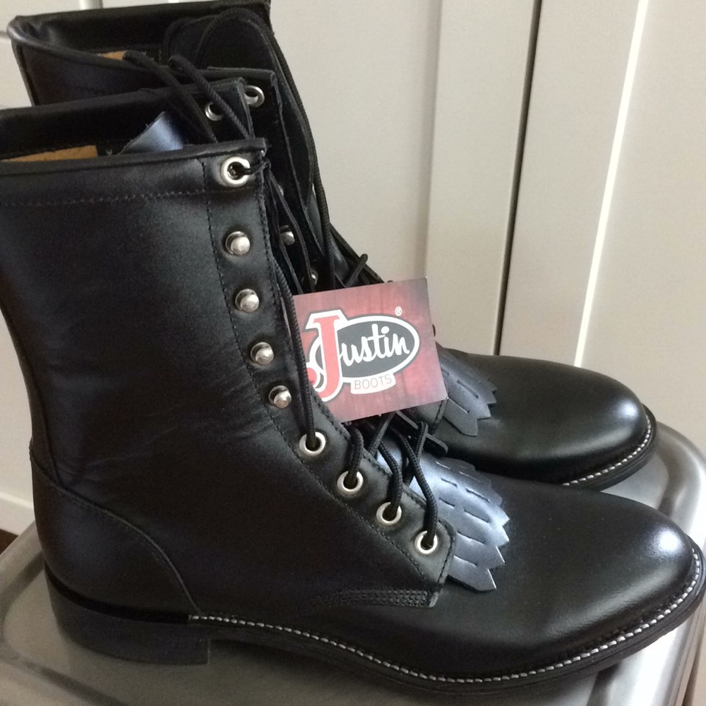 Justin Boots lacer western boots